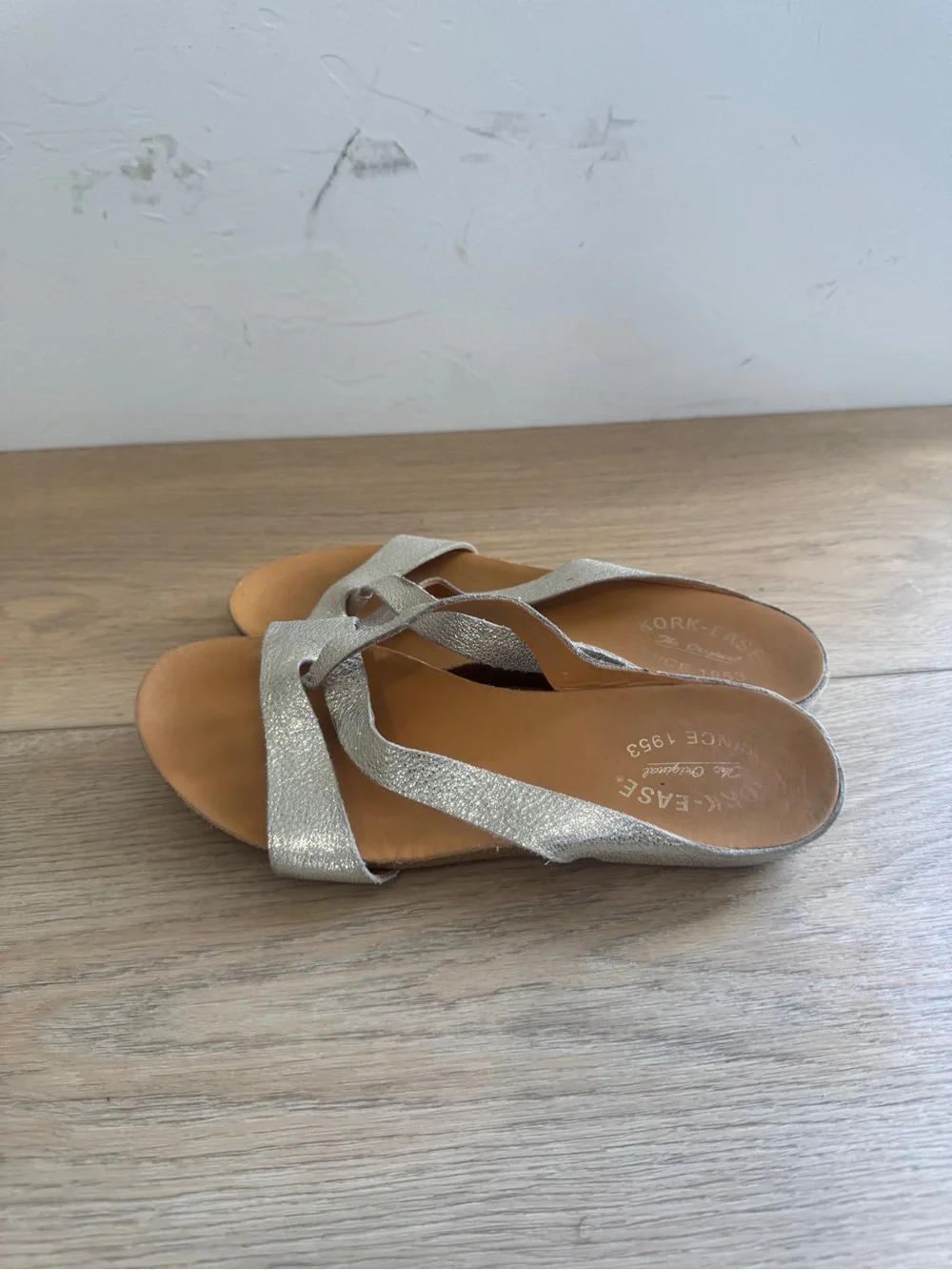 Kork Ease Strappy Silver Leather Sandals Size 7